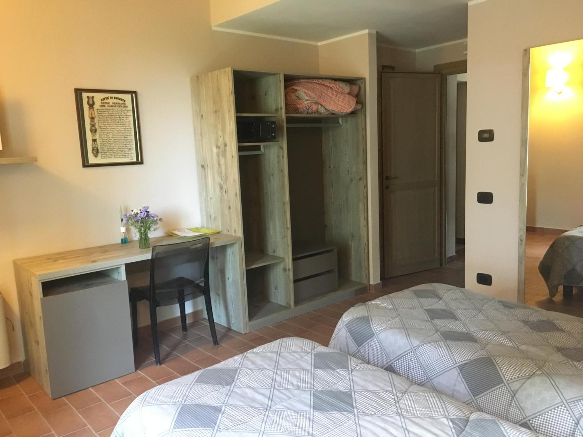 Agriturismo Bassanine Monticelli dʼOngina Chambre photo